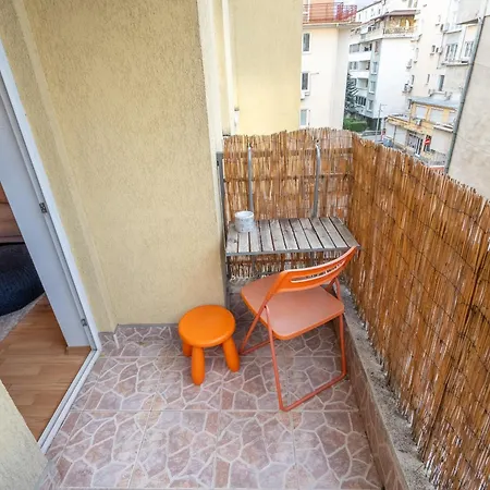1 Bedroom Natural Apartment