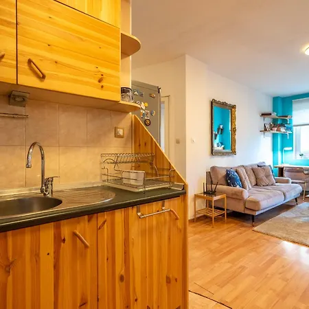 1 Bedroom Natural Apartment